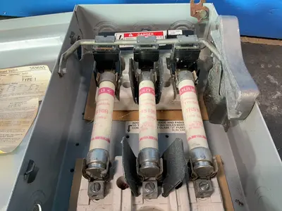 Used SIEMENS F351 Switchgears Ohio US | HGR 24 #1425372