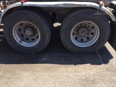 Used 2005 TRAIL KING _UNKNOWN_ Tanker Trailers Indiana US | Lakeshore Equipment Sales #1546563