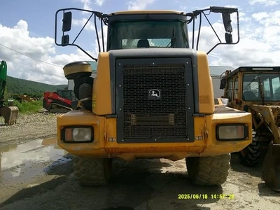 Used 2014 DEERE 250D II Articulated Dump Trucks New York US | Beck Equipment #1509308