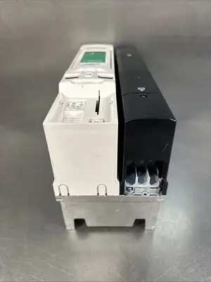 Emerson Control Techniques M701-054 00300 A 20HP (5.5.4)