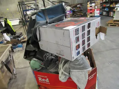 Pallet of Store Overstock and Ecommerce Product and Returns