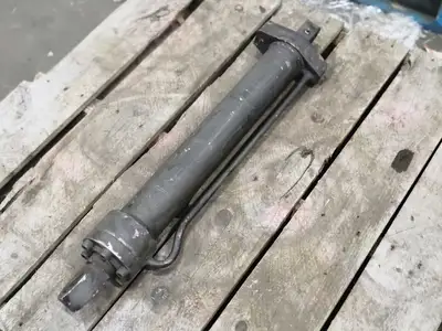 Hydraulic Cylinder JD080120 010