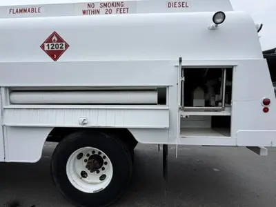 Used 2007 FORD F750 Fuel & Lube Trucks Washington US | Puget Sound Truck Sales #1546491