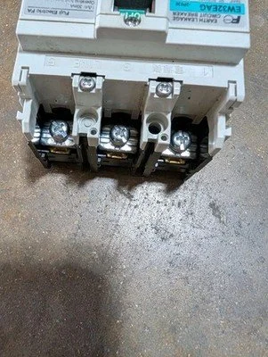 Used FUJI EW32EAG 3P 5A Circuit Breakers Missouri US | Up Time Machines #1369507