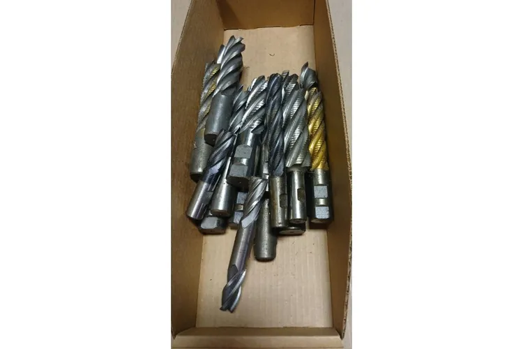 Used _UNKNOWN_ _UNKNOWN_ End Mills Ohio US | Thompson Auctioneers #1547146