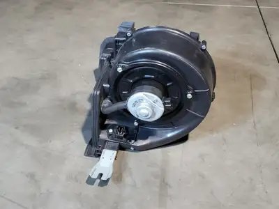 NEW TOYOTA 87130-60290