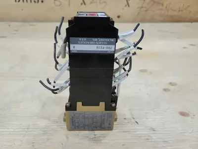 USED ALLEN-BRADLEY 700-P800A1