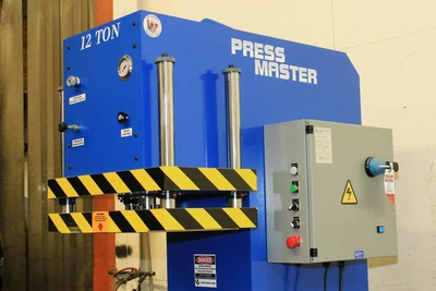 USED Pressmaster CFP-12