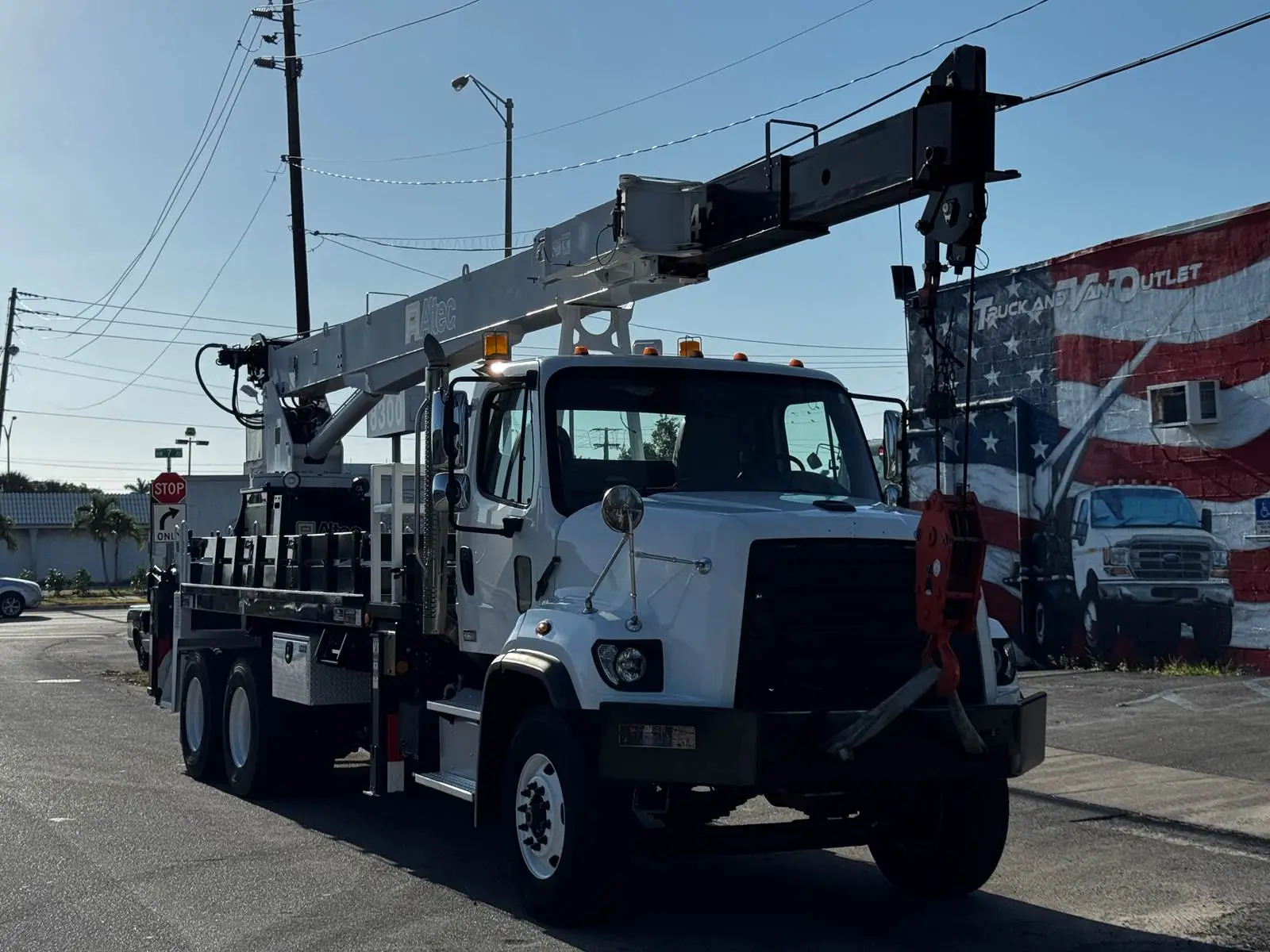 Used 2015 ALTEC AC18-70R-HL Truck-Mounted Cranes Florida US | Truck and Van Outlet #1509158