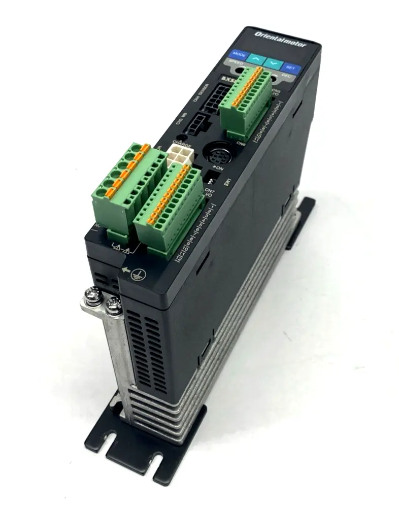 Used Oriental Motor Brushless DC Motor Driver Single-Phase 100-120 VAC Speed Drives Michigan US | Maverick Industrial Sales #1402094