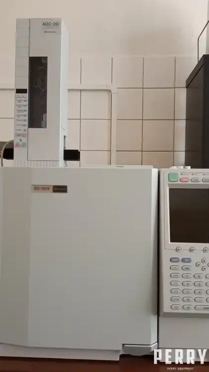 SHIMADZU GC-2010A Lab & Pilot Equipment | Perry Equipment