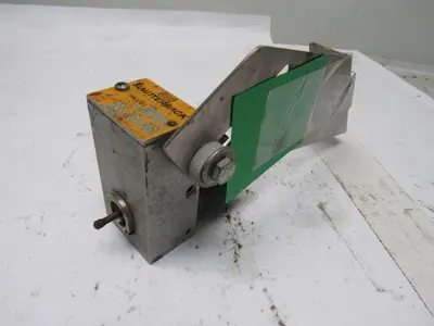 Slautterback E100 240V 150W 240V Coil Hot Melt Adhesive Applicator Head