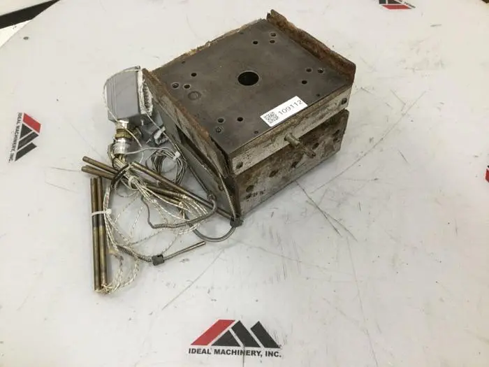 Used BOY MACHINES HEATEDPLATEN22A Injection Molding Parts Michigan US | Ideal Machinery #580253