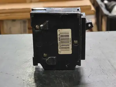 USED SQUARE D HOM130