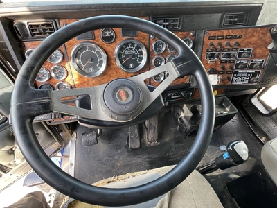 Used 2000 KENWORTH T800 TRI-AXLE DUMP TRUCK Dump trucks Michigan US | Miedema Asset Management Group #1436985