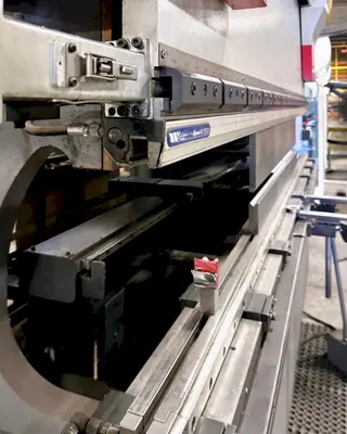 Used 2017 MITSUBISHI DIAMOND BH13530 Press Brakes | Machine Factory Outlet #1267109