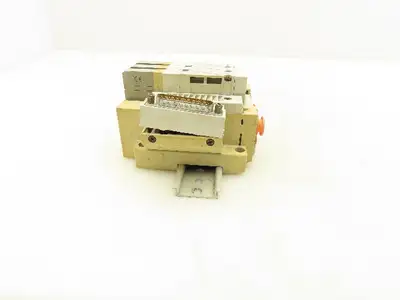 SMC SV2100-5FU Pneumatic 3-Station Manifold 5/2 Solenoid Valves 24VDC