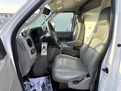 Used 2023 FORD E-350 Reefer Trucks Florida US | Truck and Van Outlet #1509231