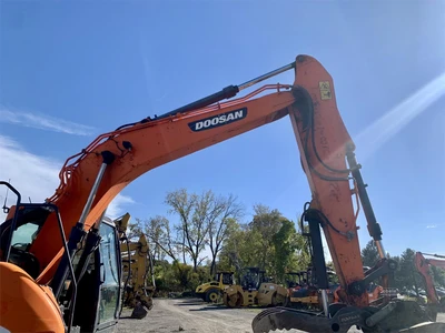 Used 2017 DOOSAN DX140 LCR-5 Crawler Excavators | Abele Tractor #1342774
