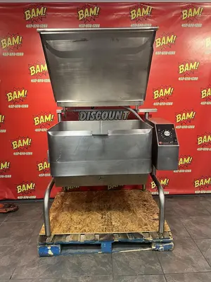 Groen 40 Gallon Natural Gas Tilt Skillet
