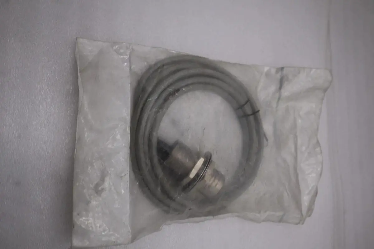 NEW For Allen Bradley 871TM-DH15NE30-A2 Proximity Switch sensor AB STK L192CC