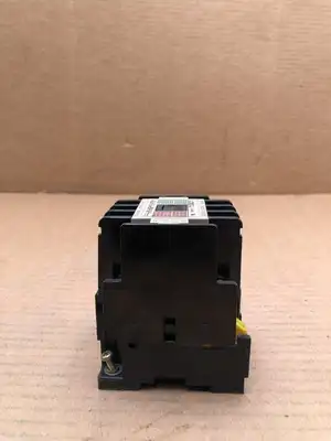 Mitsubishi S-K20 3 Pole Magnetic IEC Contactor 32A ; 100V Coil