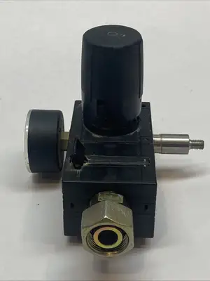 Used Knapp w/Gauge Modular Unit Push In Outlet Fitting Air Pressure Regulators Michigan US | Maverick Industrial Sales #1394283