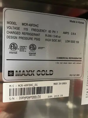 Used Maxx Cold Used 54" Maxx Cold MCR-49FDHC Stainless Two Section Reach In Refrigerator 120V Refrigerators Illinois US | Falcon Restaurant Supply #1374945