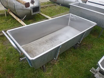 _UNKNOWN_ 750 Litre Cuve en Inox | Perry Equipment (2)
