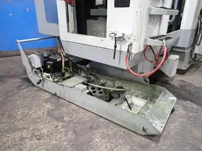 USED 2004 HAAS EC300