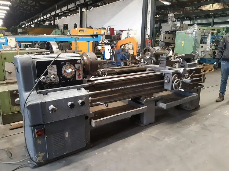 Used ZMM Ø 515 X 2000 MM Engine Lathes BE | Apt International N.V #361642