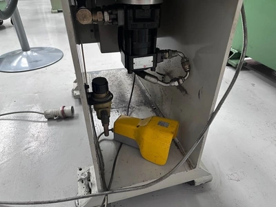 Used 1990 HARE 10HP Hydraulic Presses GB | Charter Auctions #1398548