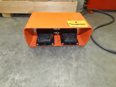 Presto TZ44-20 Container Tilter Tipper 45° 2000lbs 120V 44x48" Top Tote Drive On