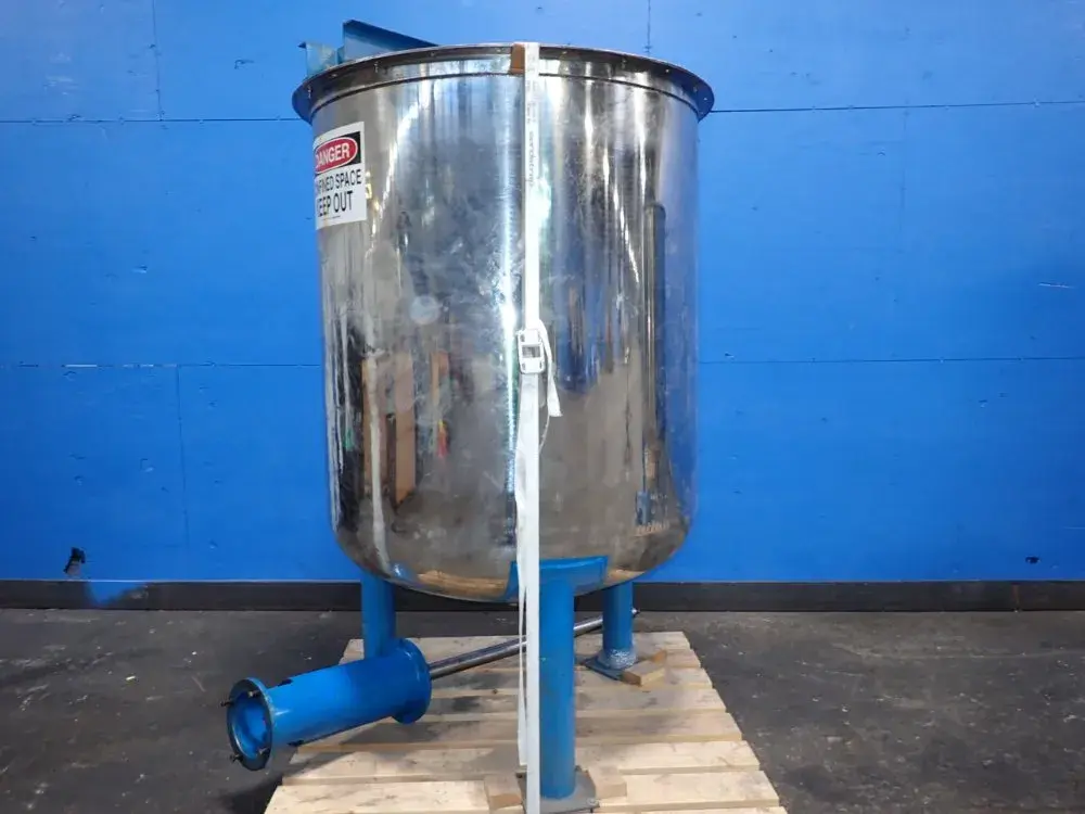 400 Gallons S/s Tank W/agitator