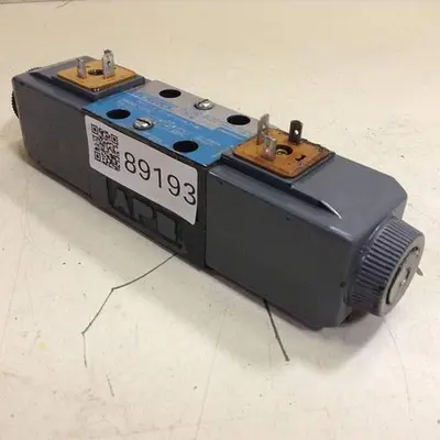 USED VICKERS DG4V-3-6C-M-U-HL7-60