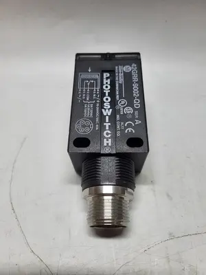 Used KEYENCE KEYENCE OP Photoelectric Sensors Michigan US | ND Industrial Surplus #1411356