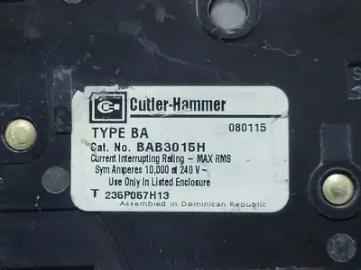 Used CUTLER-HAMMER BAB3015H Switchgears British Columbia CA | Lenmark #242699
