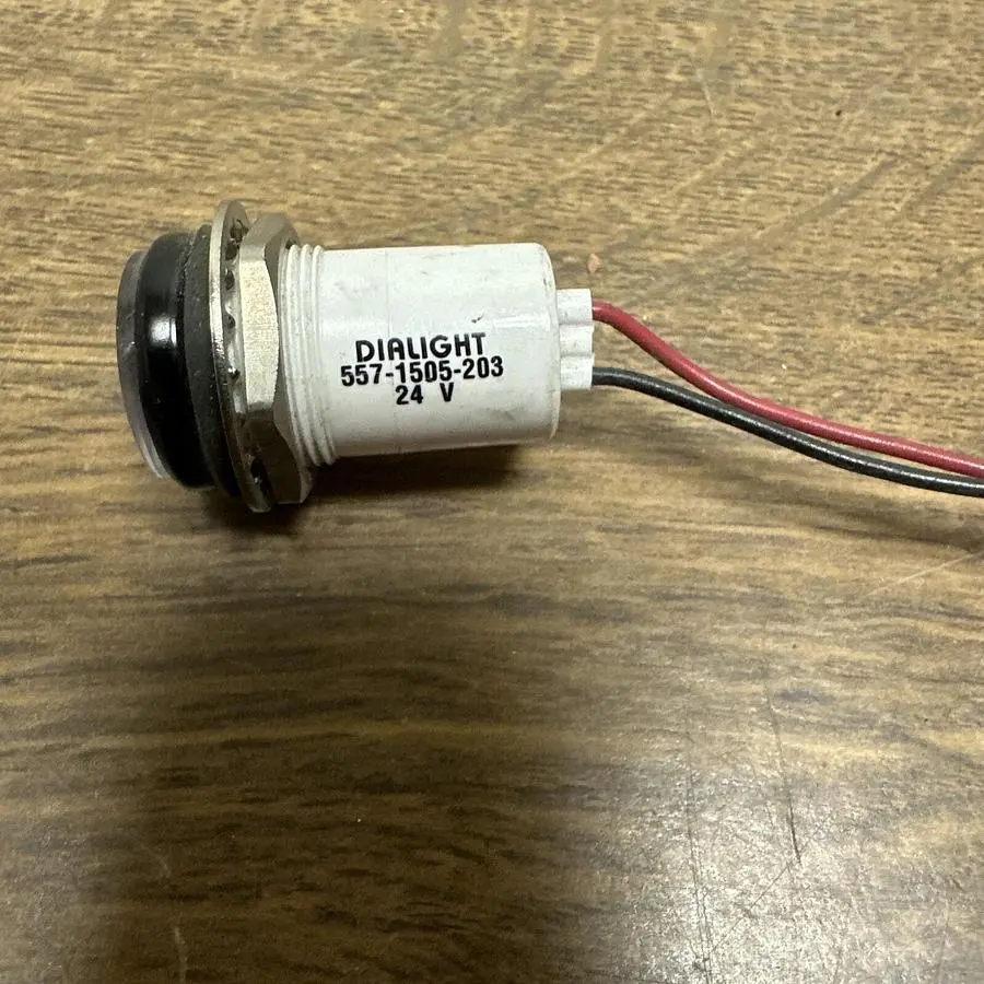 New | in-Stock DIALIGHT 557-1505-203 Industrial Controls Ohio US | Surplus Asset Holdings #1245535