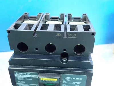 New | in-Stock SQUARE D JDL36250 Circuit Breakers Ohio US | HGR 24 #1069965