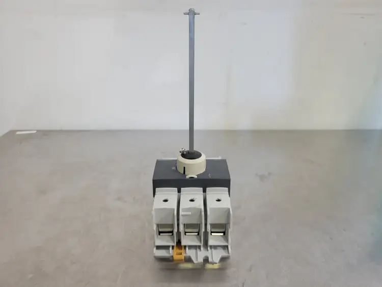 Used SOCOMEC 22013003 Switchgears British Columbia CA | Lenmark #241831