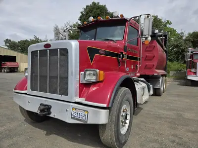 USED 2014 PETERBILT 365