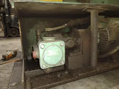 95 TON HILL ACME MODEL #6 HYDRAULIC IRONWORKER: STOCK #23420