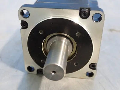 Used YASKAWA SGM7A02AFA21 Servo Motors | HGR 24 #730700