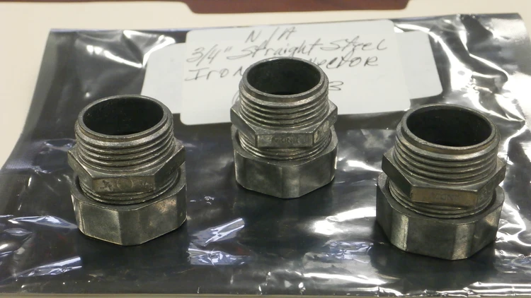 Used Straight Steel Iron 3/4" Electrical Fittings Arizona US | ASSET CONVERSION SPECIALISTS, INC. #312465