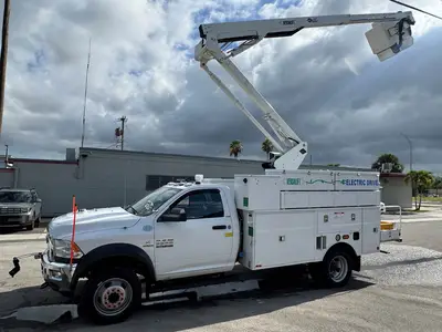 Used 2017 RAM 5500 Bucket (boom) trucks Florida US | Truck and Van Outlet #1509138