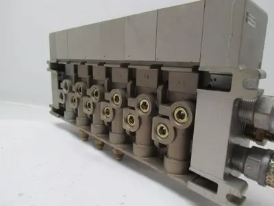 SMC Syndevco US3467 5 station manifold