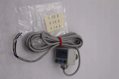 SMC ZSE80F-N02-T Electronic Pressure Switch Regulator NEW OPEN BOX STOCK L-513-C