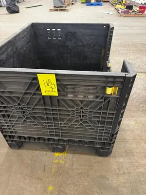 Used _UNKNOWN_ _UNKNOWN_ Bins North Carolina US | Myron Bowling Auctioneers Inc #1546925