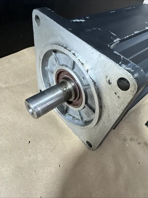 USED Rexroth R911277757