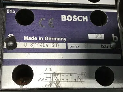USED BOSCH 0 811 404 607